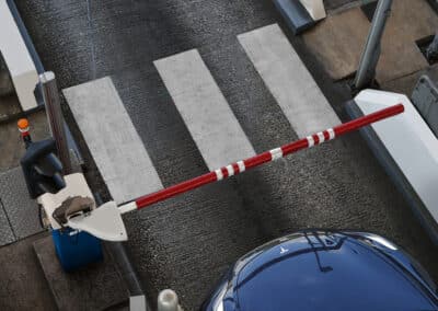 barrière automatique en fera un appareil robuste conçu pour un fonctionnement intensif et continu appliqué au secteur autoroutier